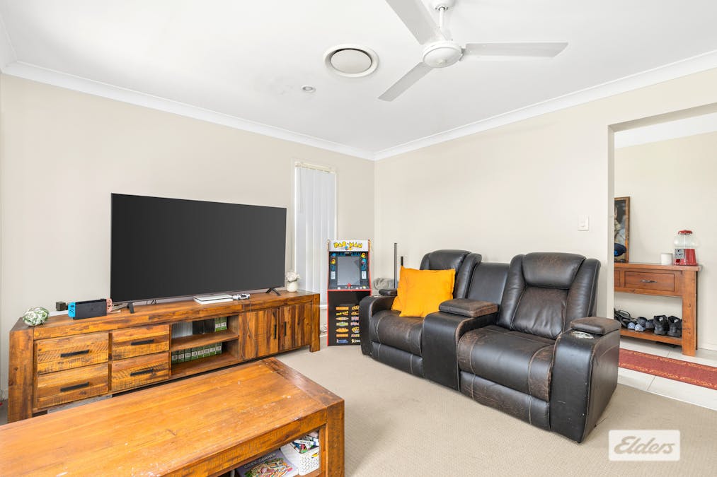 7 Ivers Place, Emerald, QLD, 4720 - Image 9