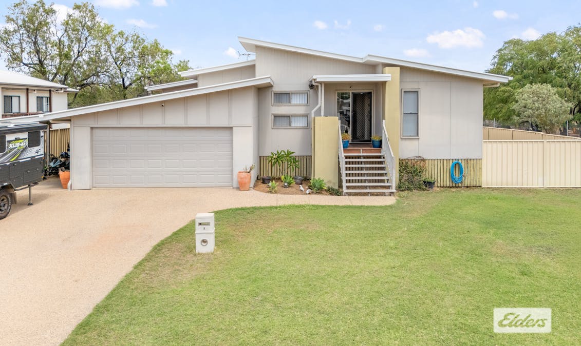 7 Ivers Place, Emerald, QLD, 4720 - Image 1