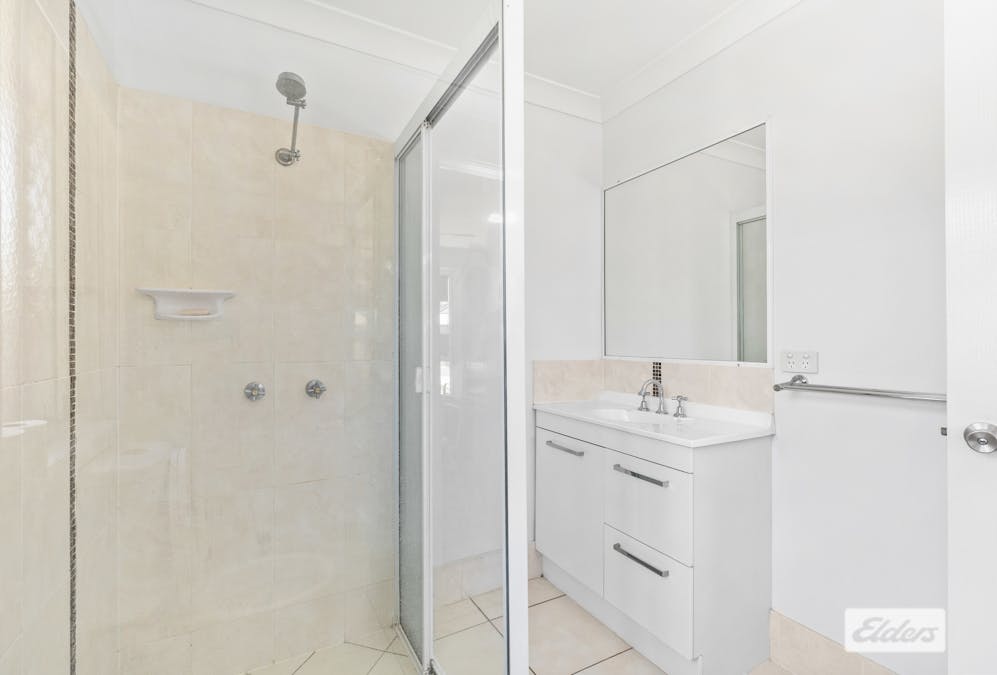 2/30 Haswell Street, Emerald, QLD, 4720 - Image 9