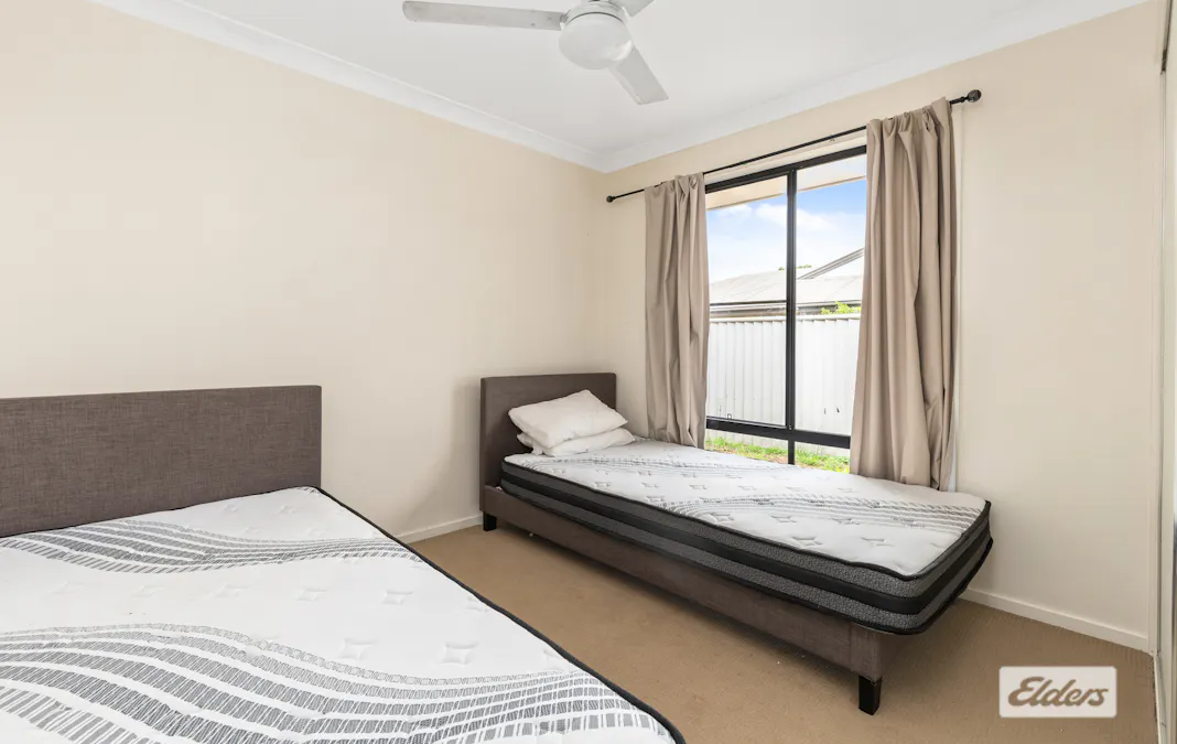 26 Desgrand Street, Emerald, QLD, 4720 - Image 13