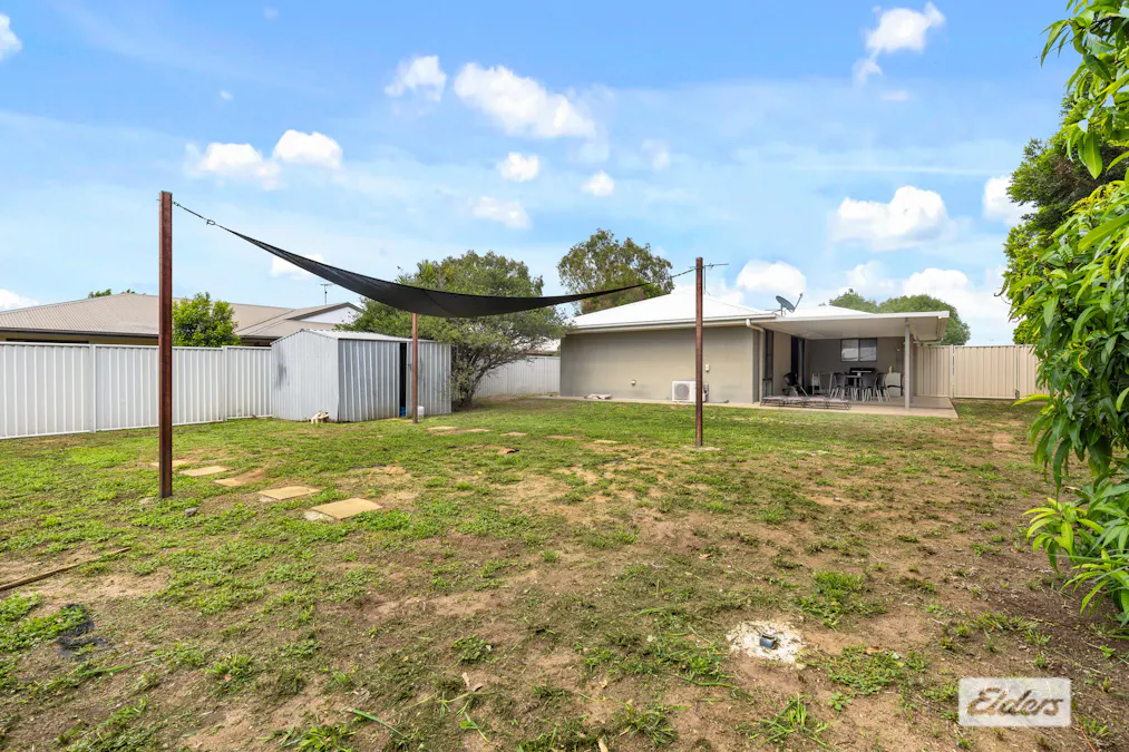 26 Desgrand Street, Emerald, QLD, 4720 - Image 18