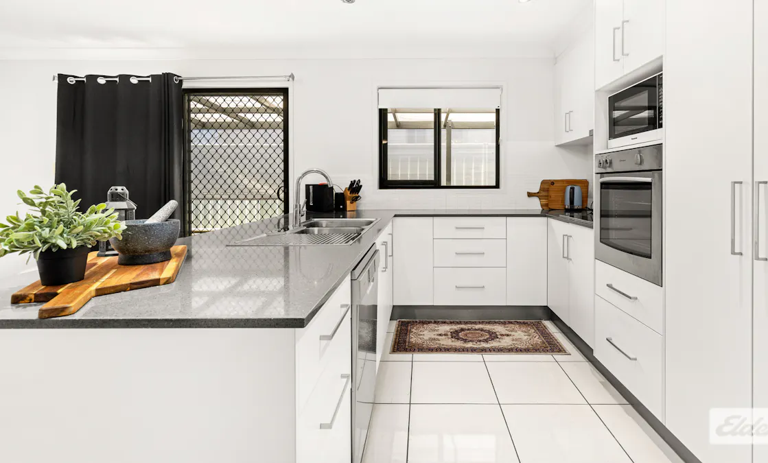 2/34 Brokenwood Street, Emerald, QLD, 4720 - Image 2