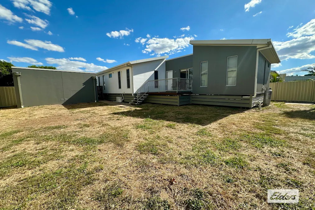 7 Lilly Close, Emerald, QLD, 4720 - Image 11