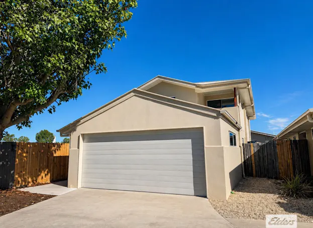 9/6 Sullivan Street, Emerald, QLD, 4720 - Image 1