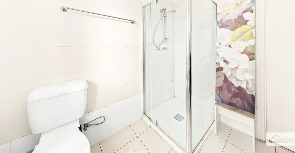 5 Edwards Place, Emerald, QLD, 4720 - Image 9