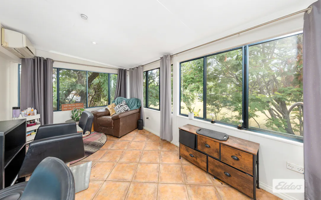 5 Edwards Place, Emerald, QLD, 4720 - Image 6