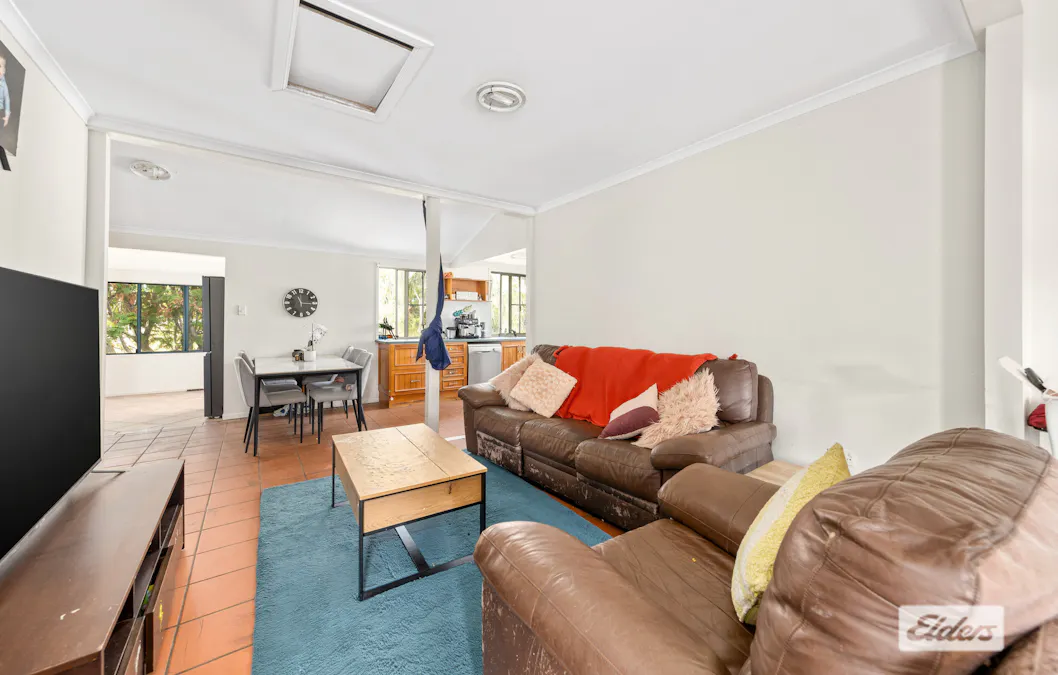 5 Edwards Place, Emerald, QLD, 4720 - Image 7