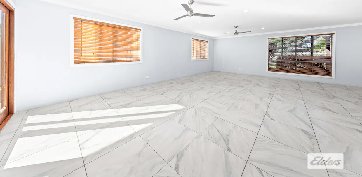 27 Topaz Street, Emerald, QLD, 4720 - Image 11