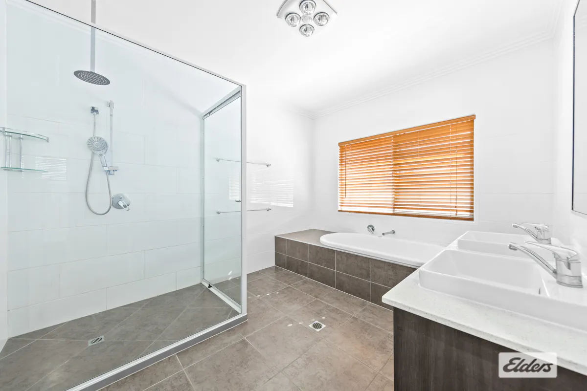 27 Topaz Street — photo 20 of 30
