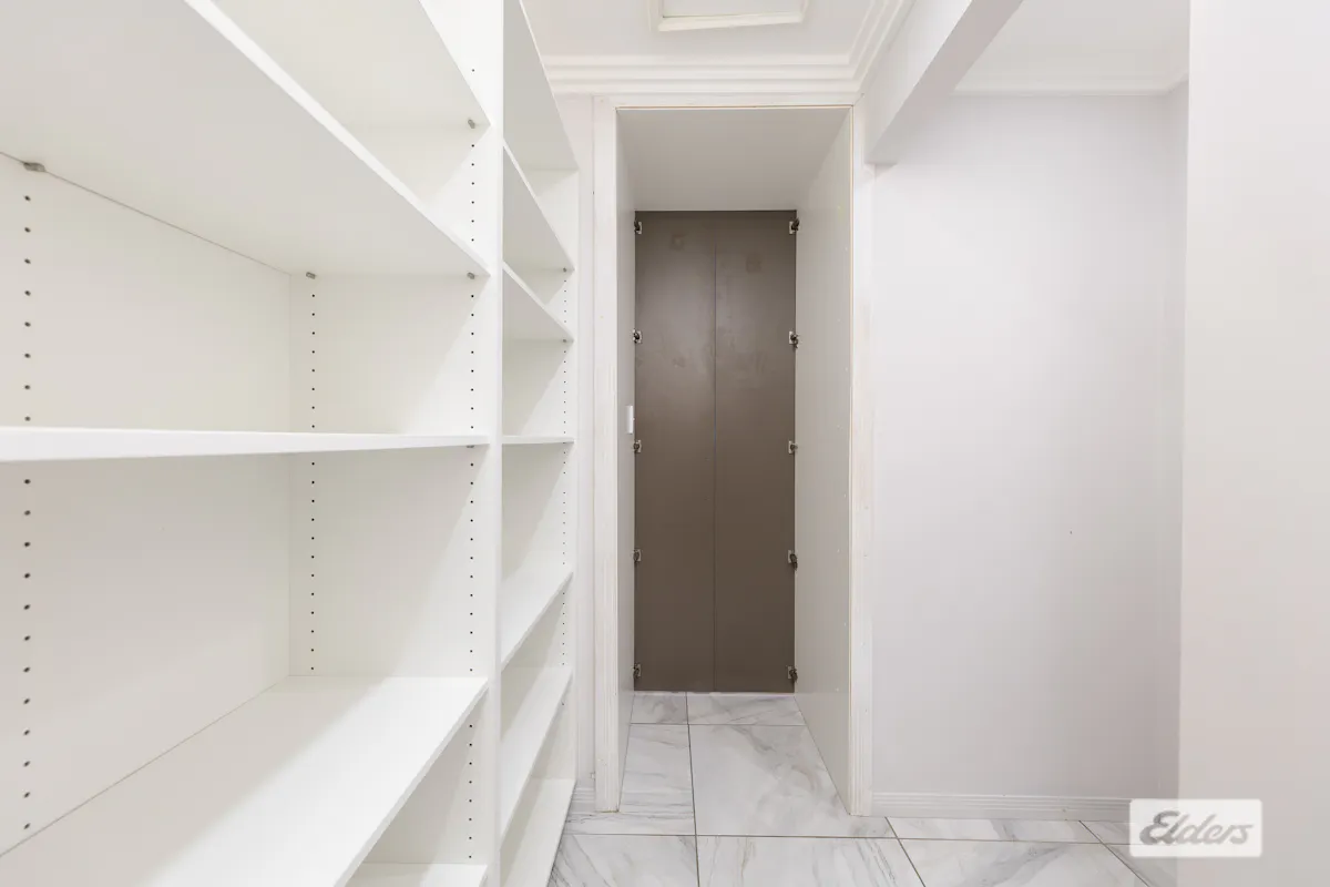 27 Topaz Street — photo 5 of 30