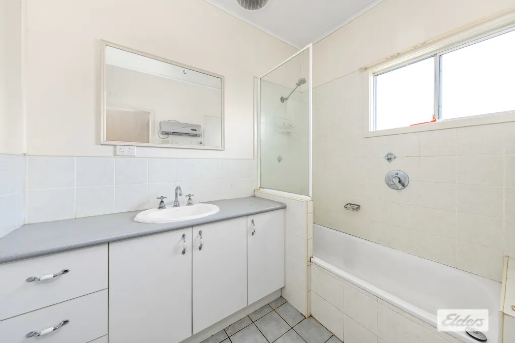 5 Pryor Place, Emerald, QLD, 4720 - Image 12