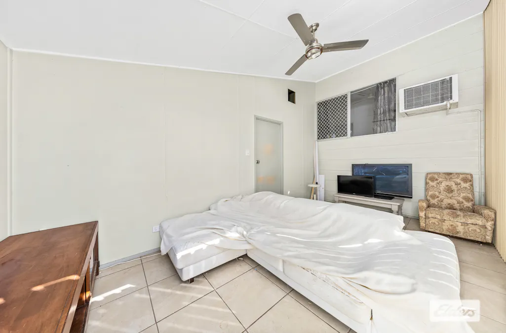 5 Pryor Place, Emerald, QLD, 4720 - Image 7