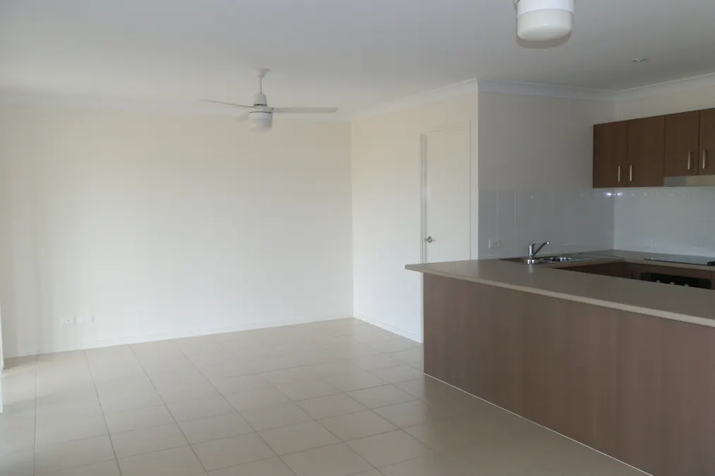 17/6 Sullivan Street, Emerald, QLD, 4720 - Image 3