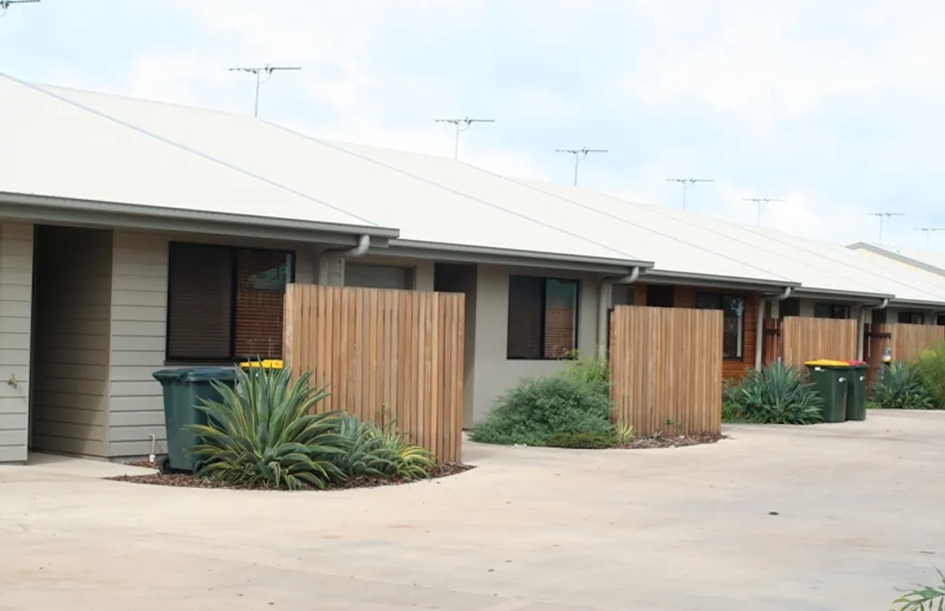 2/16 Riverview Street, Emerald, QLD, 4720 - Image 1