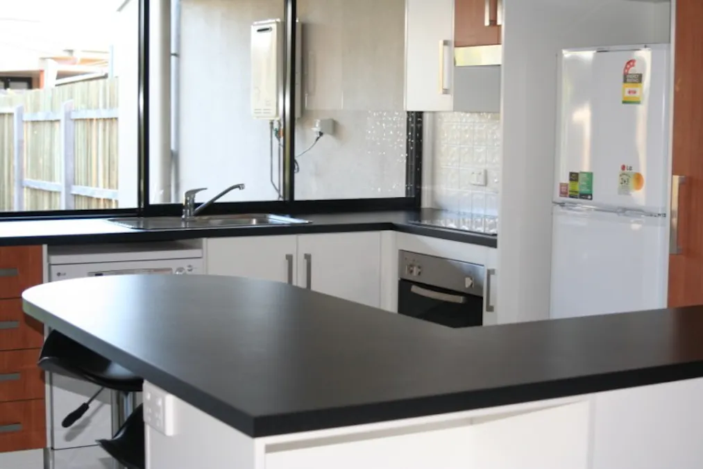 2/16 Riverview Street, Emerald, QLD, 4720 - Image 3