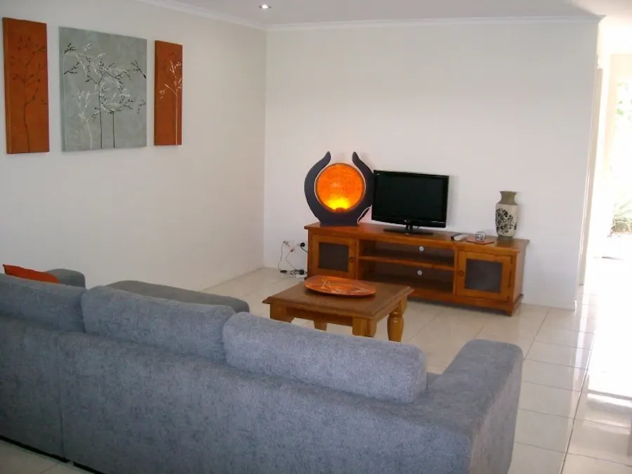 2/16 Riverview Street, Emerald, QLD, 4720 - Image 5