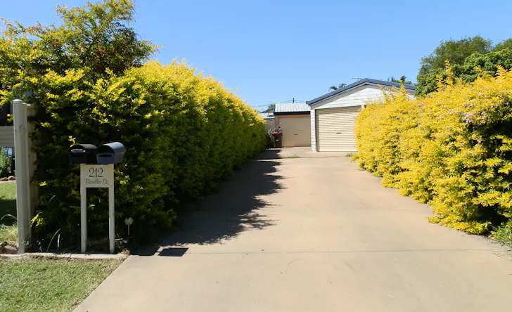 1/212 Borilla Street, Emerald, QLD, 4720 - Image 1