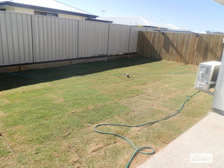 1/28 Lakeside Drive, Emerald, QLD, 4720 - Image 7
