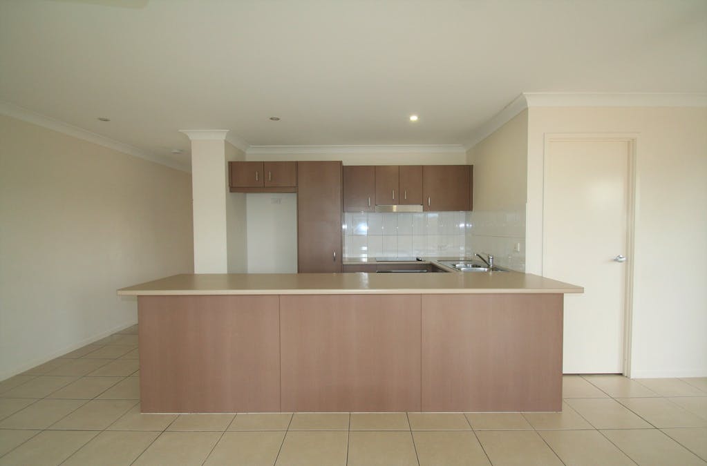21/6 Sullivan Street, Emerald, QLD, 4720 - Image 3