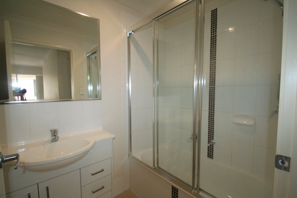 21/6 Sullivan Street, Emerald, QLD, 4720 - Image 9