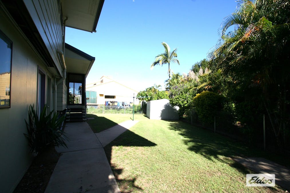 33 Bonython Drive, Emerald, QLD, 4720 - Image 11