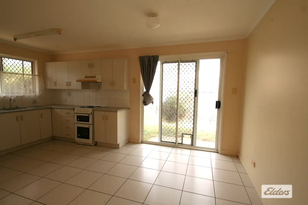 25 Barry Street, Emerald, QLD, 4720 - Image 3
