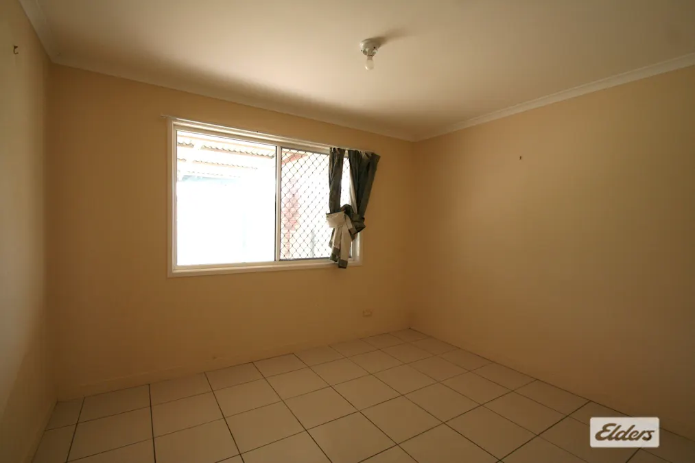 25 Barry Street, Emerald, QLD, 4720 - Image 6