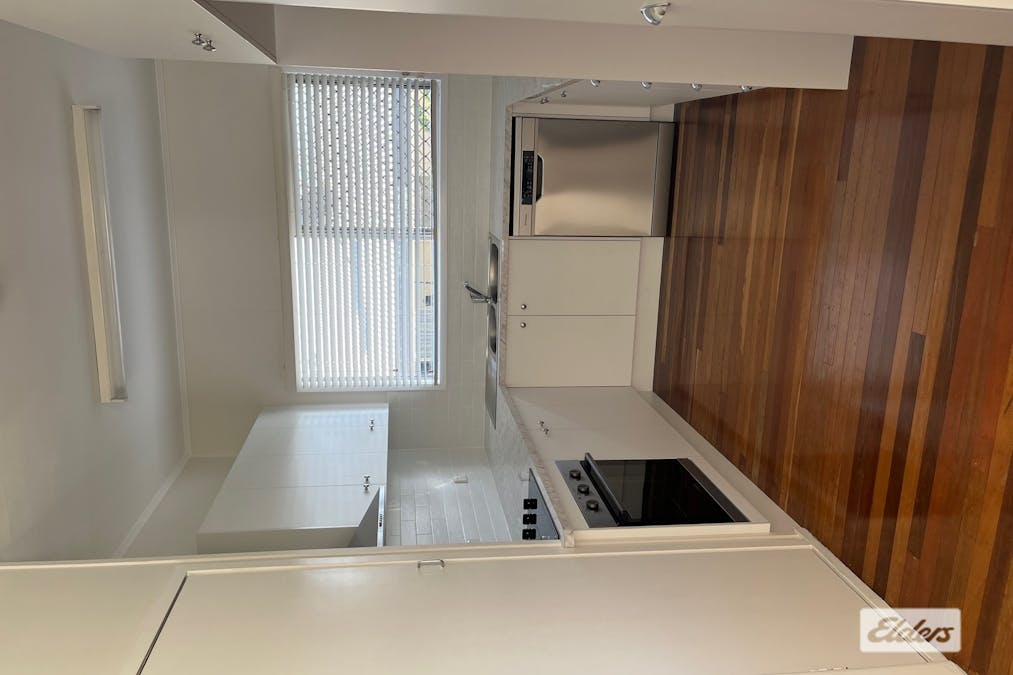 70 Burn Street, Capella, QLD, 4723 - Image 9