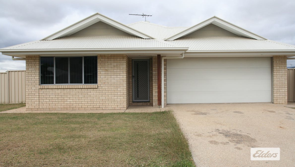 11 Sewell Street, Emerald, QLD, 4720 - Image 1