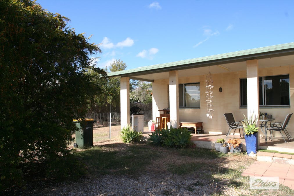 39 Leichhardt Street, Springsure, QLD, 4722 - Image 17