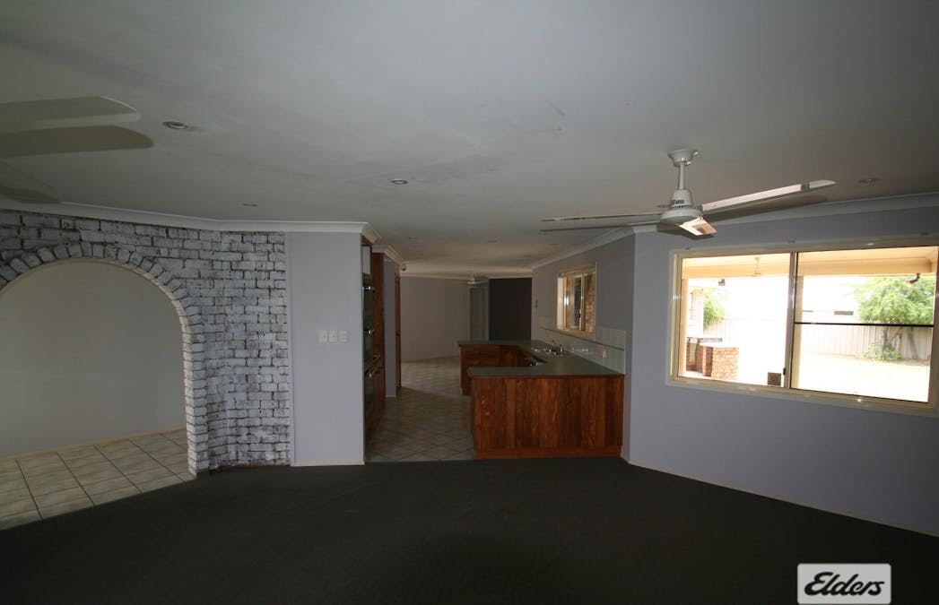 2 Jeppesen Drive, Emerald, QLD, 4720 - Image 4