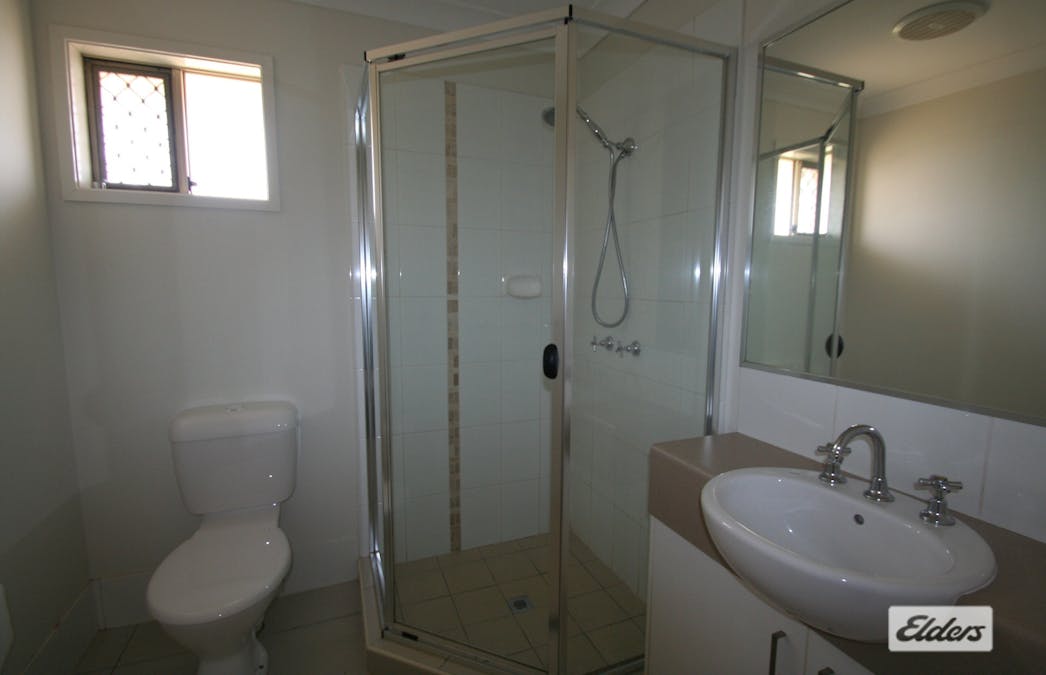 13 Windermere Street, Emerald, QLD, 4720 - Image 7