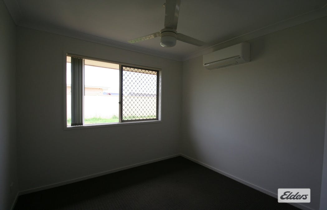 13 Windermere Street, Emerald, QLD, 4720 - Image 8