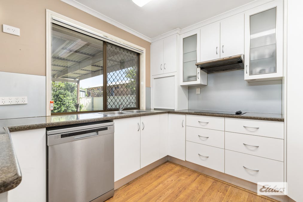 183 Borilla Street, Emerald, QLD, 4720 - Image 3