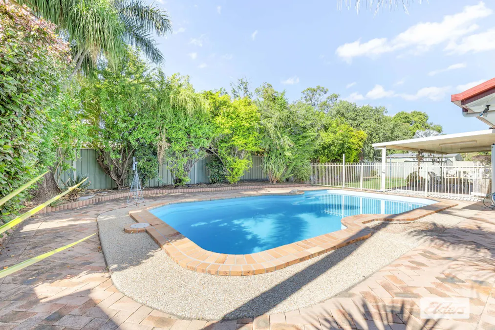 6 Edmonston Drive, Emerald, QLD, 4720 - Image 11