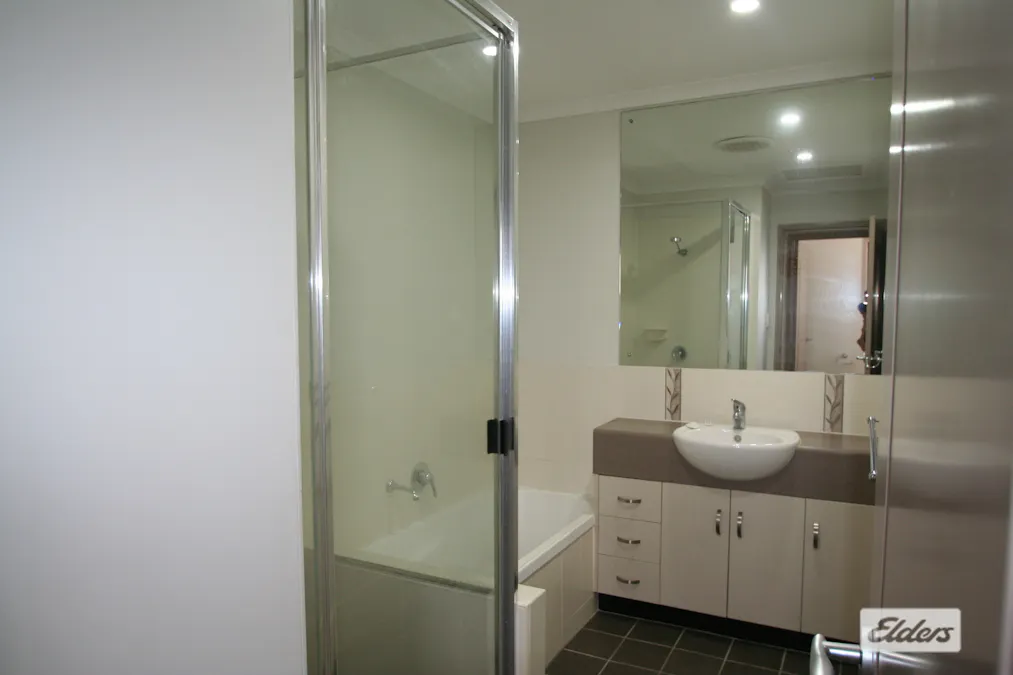 3/91 Borilla Street, Emerald, QLD, 4720 - Image 5