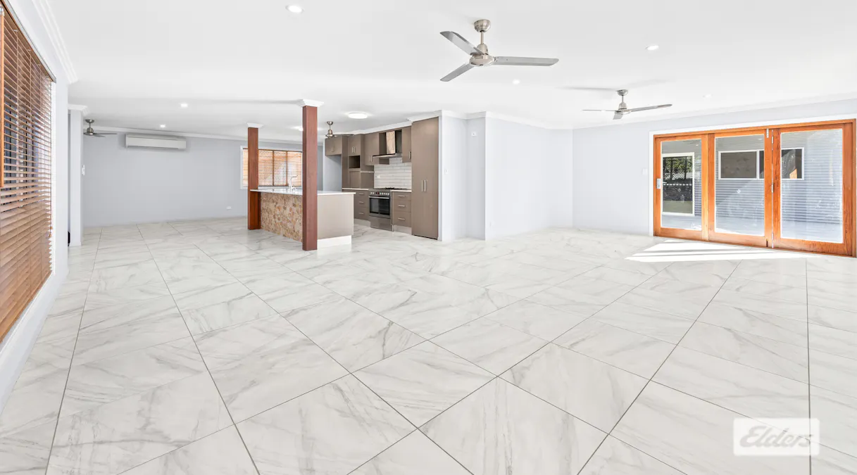 27 Topaz Street, Emerald, QLD, 4720 - Image 10