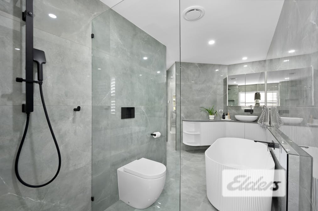 10 Bridgewater Close, Eleebana, NSW, 2282 - Image 4
