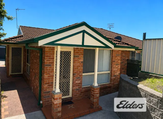 1/17a Collaroy Road — photo from Elders Real Estate Newcastle & Lake Macquarie