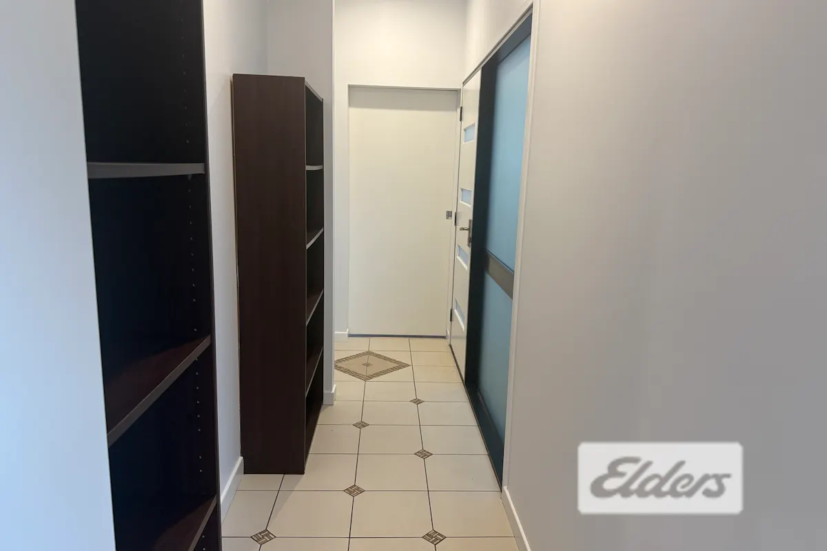 1/15 Emerald Street — photo 3 of 14