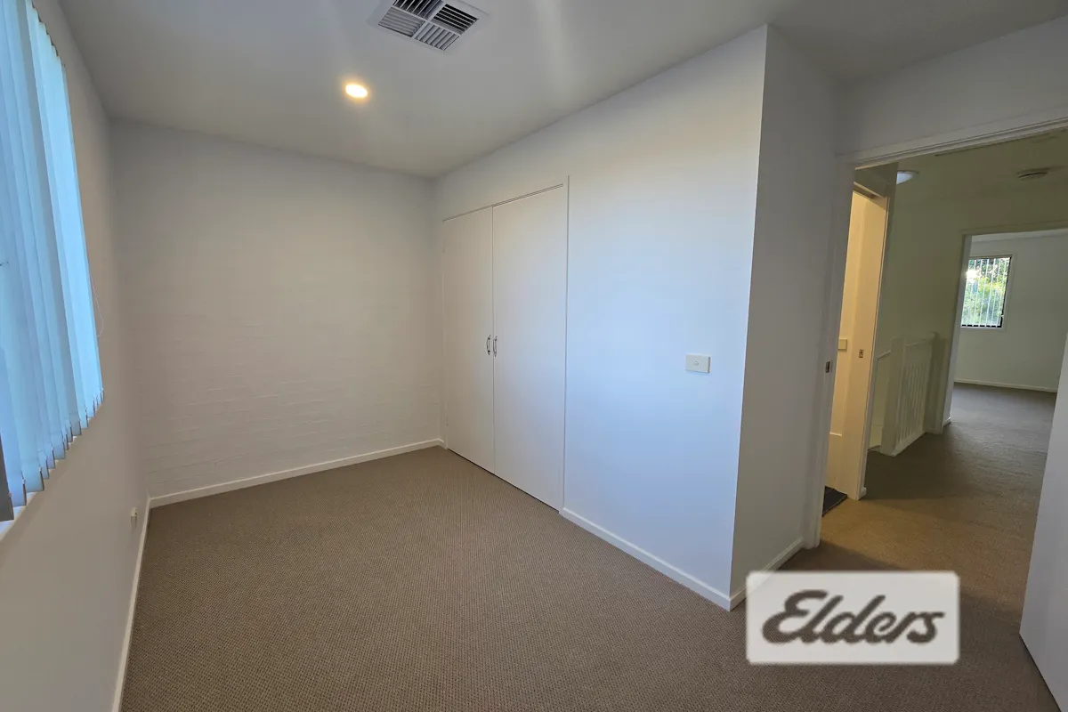 1/15 Emerald Street — photo 11 of 14