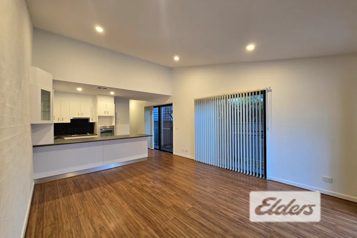 1/15 Emerald Street — photo 6 of 14