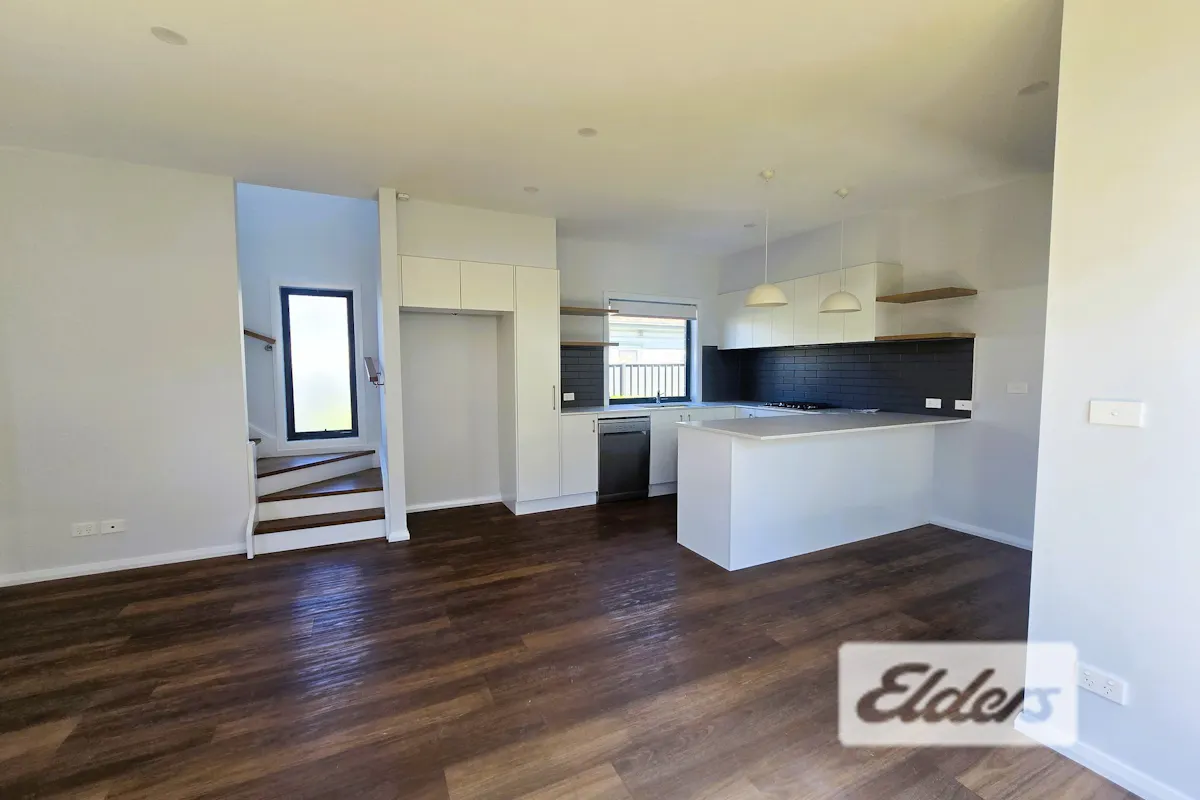 1/41 Brett Street — photo 4 of 14