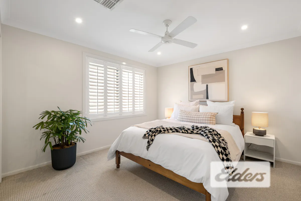 20 Whipbird Street — photo 8 of 15
