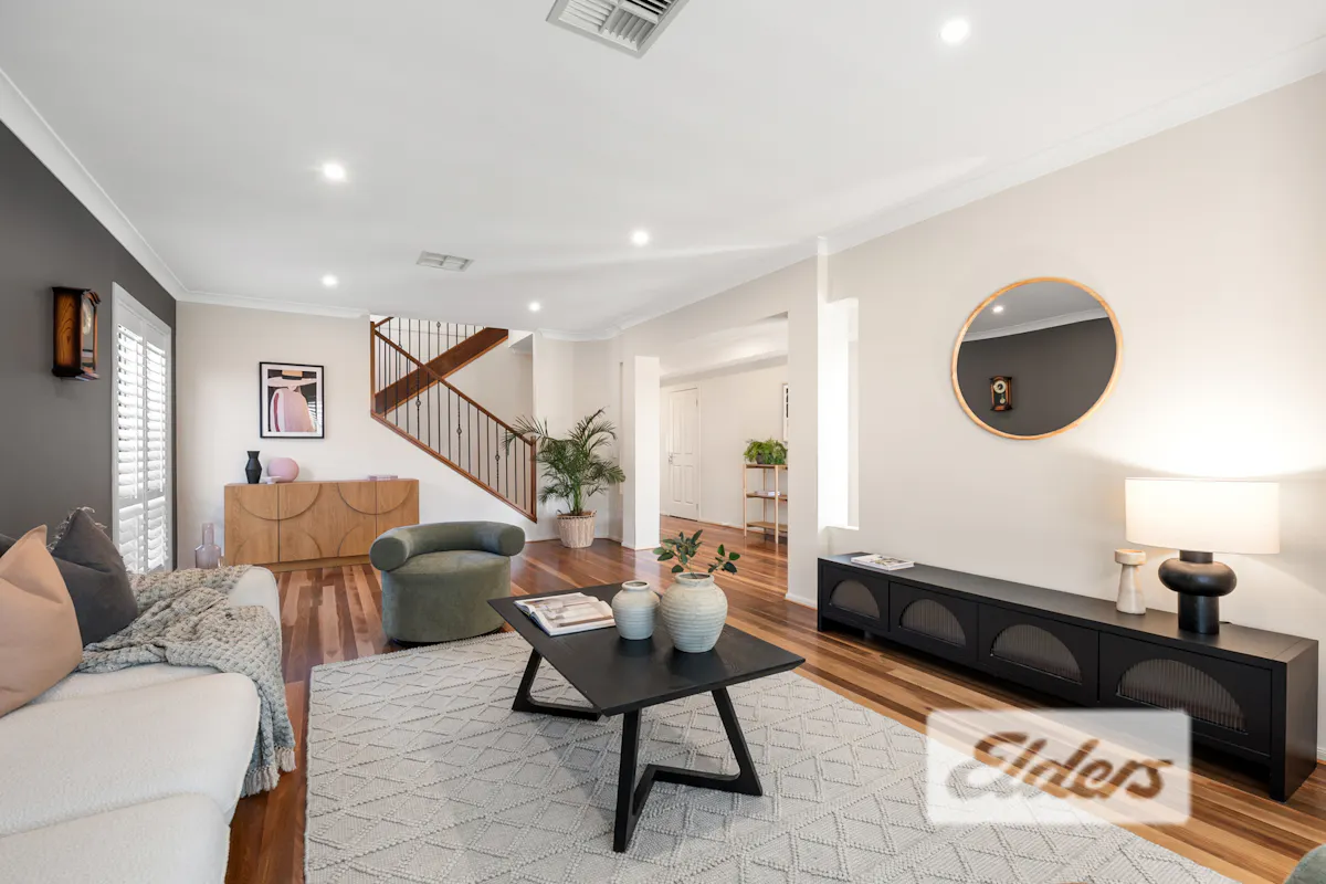 20 Whipbird Street — photo 7 of 15