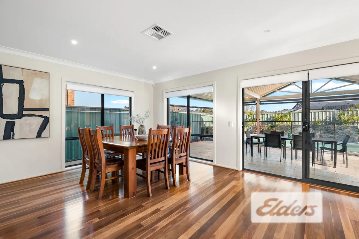 20 Whipbird Street — photo 13 of 15