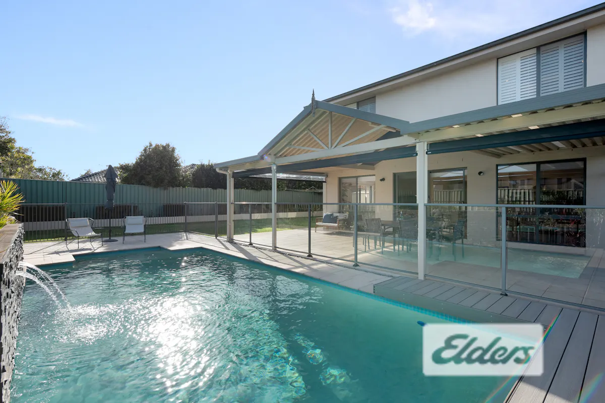 20 Whipbird Street — photo 2 of 15