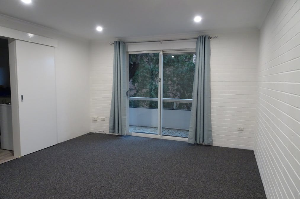 4/10 Bourke Street, Adamstown, NSW, 2289 - Image 1