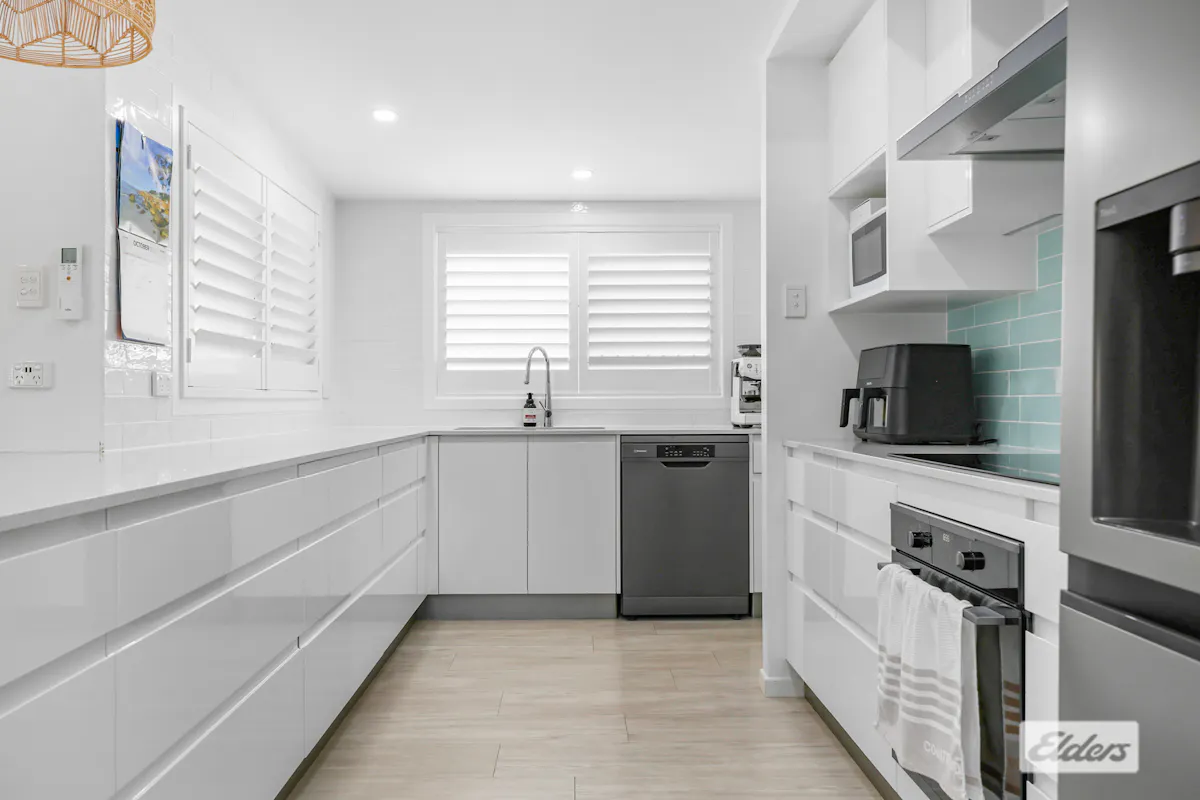 36 Cathne Street — photo 8 of 30