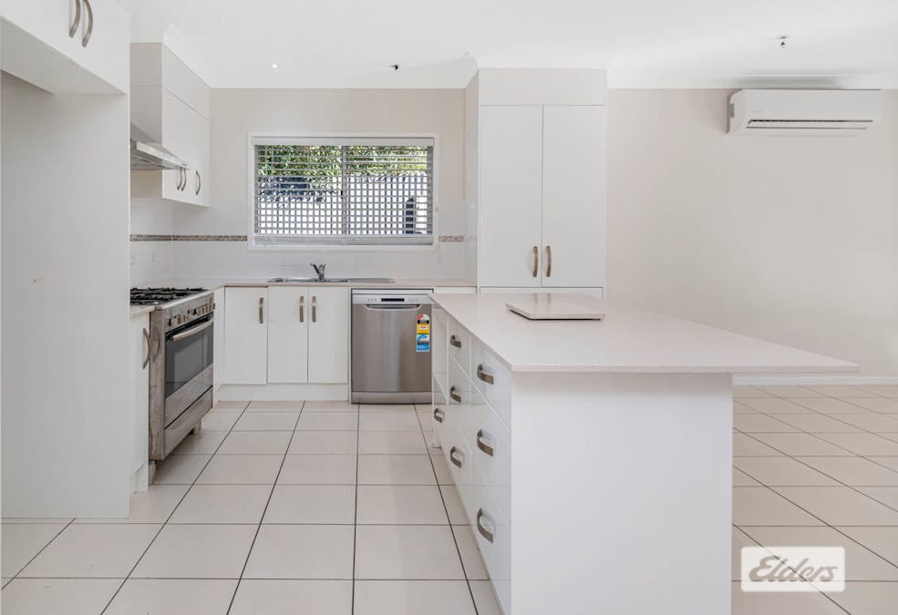 23 Olympia Avenue, Barlows Hill, QLD, 4703 - Image 6
